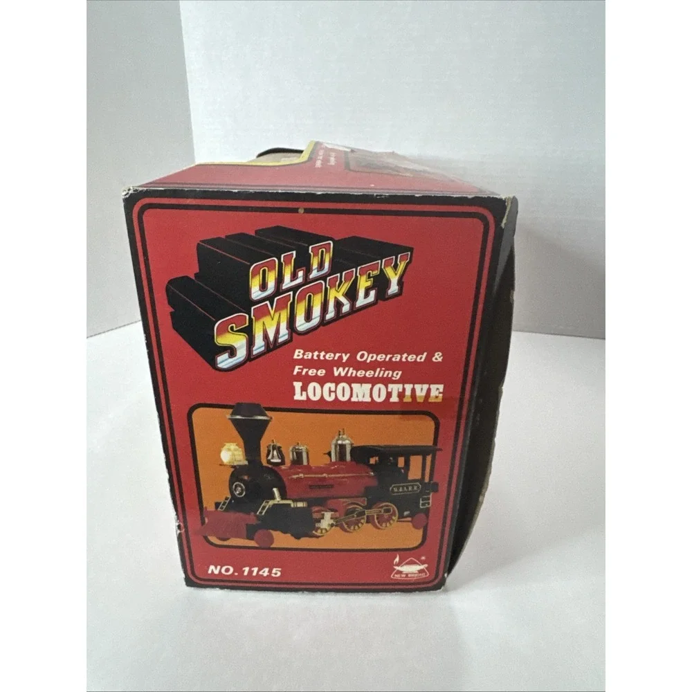 Vintage Old Smokey Battery Operated & Free Wheeling Locomotive In Orig Box Train